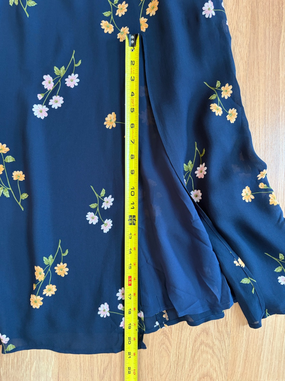 Reformation Navy Floral Fulton Sweetheart Neckline Midi Dress Size 10 - Picture 11 of 16